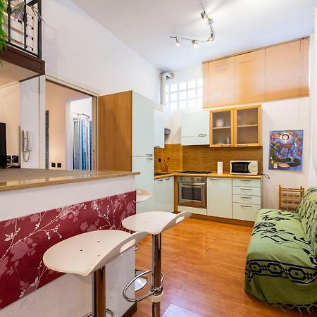 Extensive Terrace Navigli Toy Artistic Apartment Mediolan Zewnętrze zdjęcie