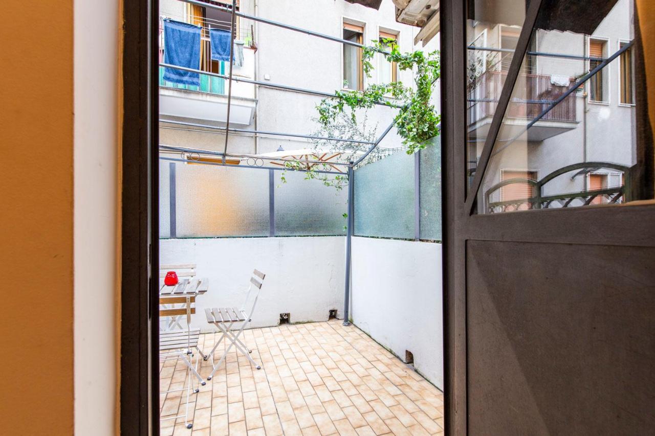 Extensive Terrace Navigli Toy Artistic Apartment Mediolan Zewnętrze zdjęcie
