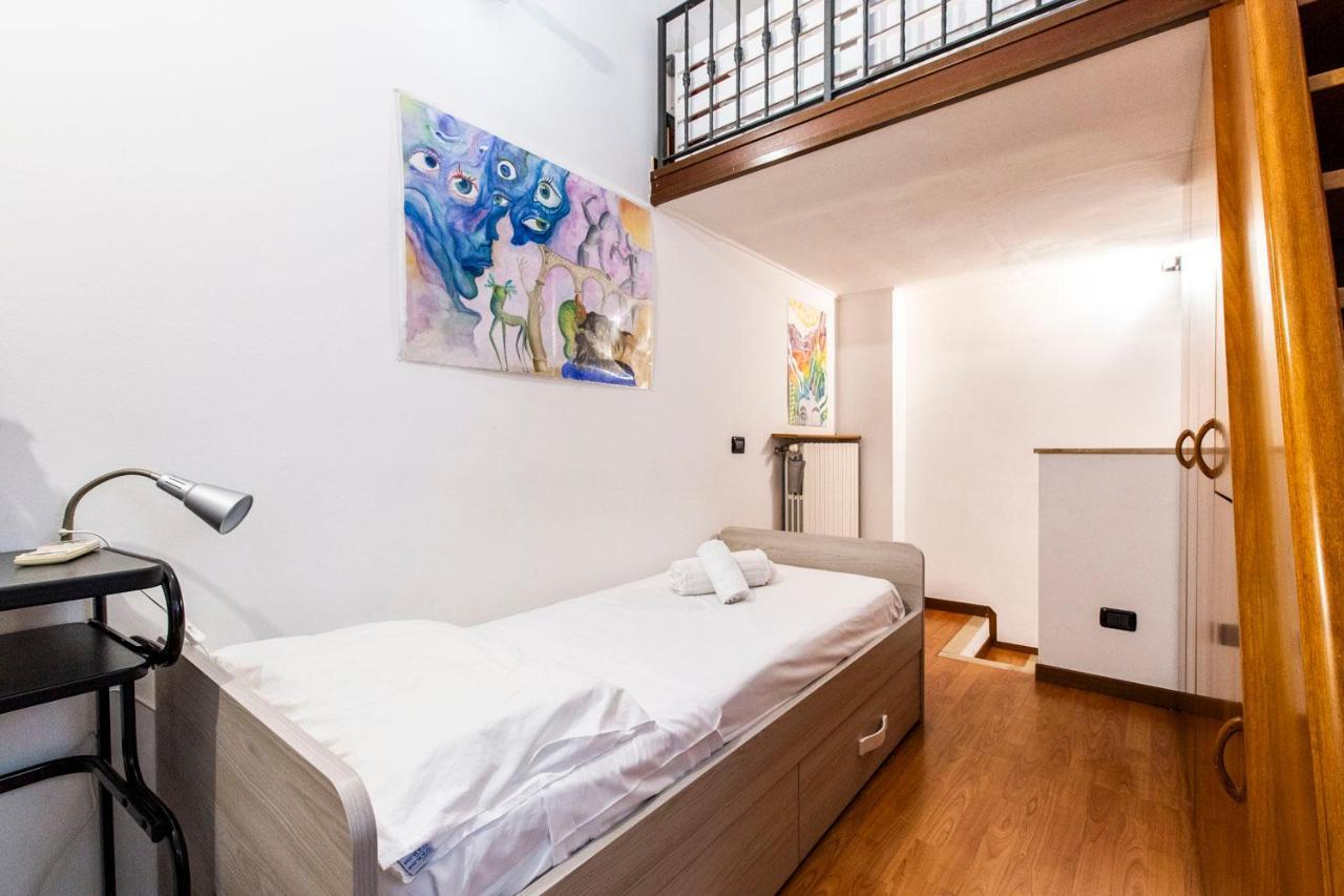 Extensive Terrace Navigli Toy Artistic Apartment Mediolan Zewnętrze zdjęcie