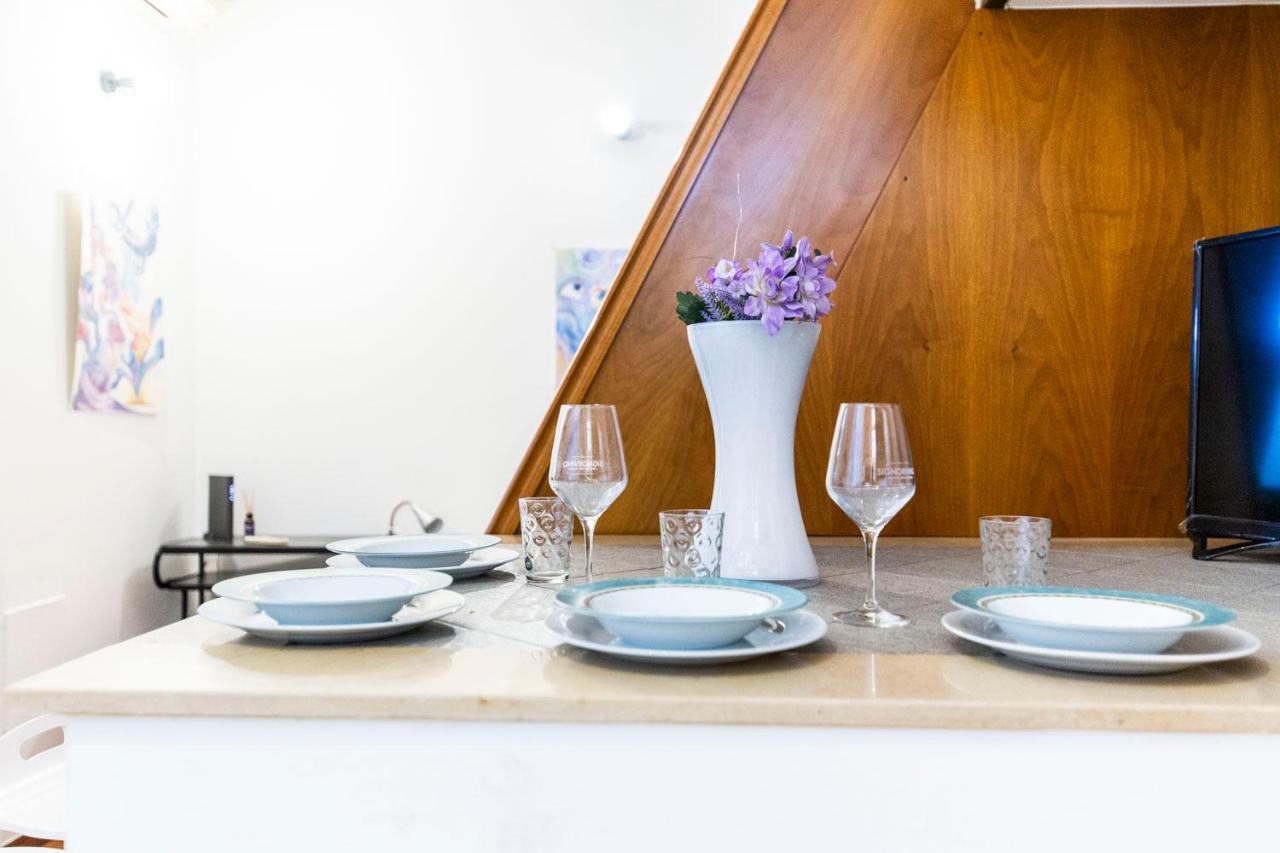 Extensive Terrace Navigli Toy Artistic Apartment Mediolan Zewnętrze zdjęcie